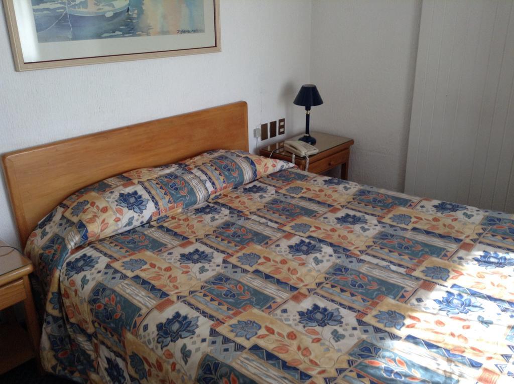 Hotel Alicante Chillán Zimmer foto
